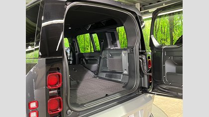 Defender 110 63