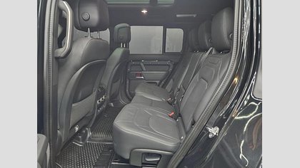 Defender 110 9