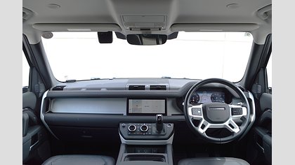 Defender 110 3