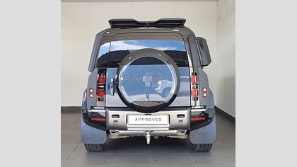 Defender 110 8