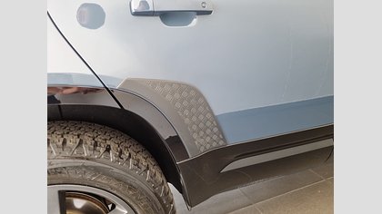 Defender 110 4