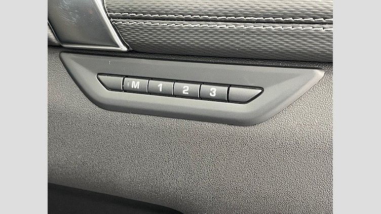 2025 Approved Land Rover Discovery Sport Hakuba Silver D200 Discovery Sport D200 R-Dynamic SE