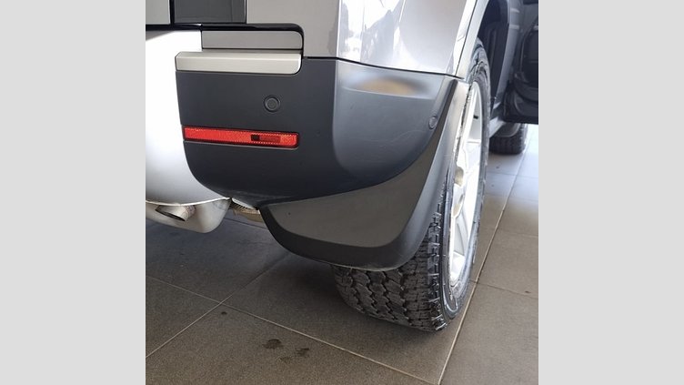 2023 Approved Land Rover Defender 110 Eiger Grey D250 Defender 110 D250 SE