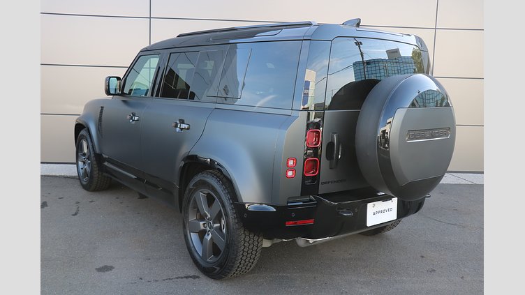 2025 認定中古車 Land Rover Defender 110 カルパチアングレイ P300 ガソリン X-Dynamic SE