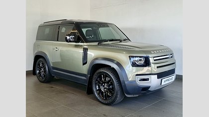 Defender 90 0