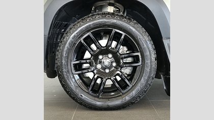 Defender 90 8