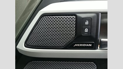 Defender 90 11