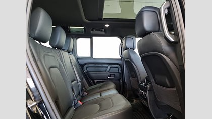 Defender 110 23