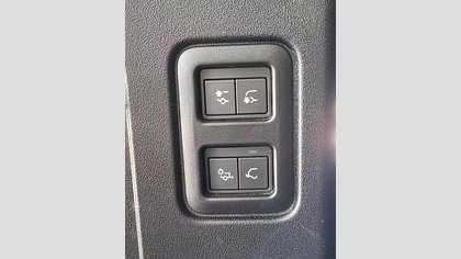 Defender 110 26