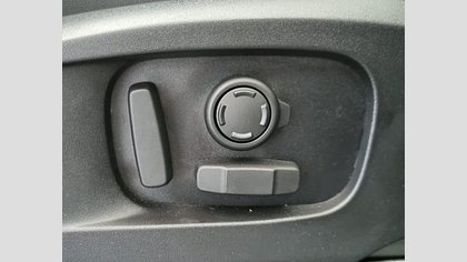 Defender 110 27