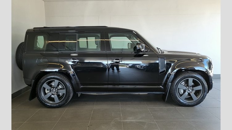2025 Approved Land Rover Defender 110 Santorini Black D350 Defender 110 D350 X-Dynamic HSE