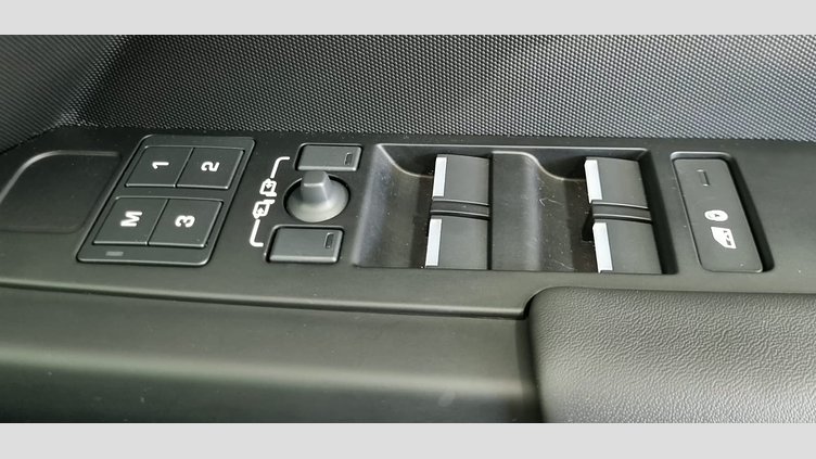 2025 Approved Land Rover Defender 110 Santorini Black D350 Defender 110 D350 X-Dynamic HSE