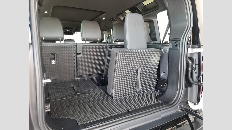 2025 Approved Land Rover Defender 110 Fuji White D350 Defender 110 D350 X-Dynamic HSE