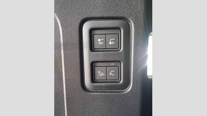 Defender 110 27