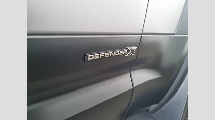 Defender 110 19
