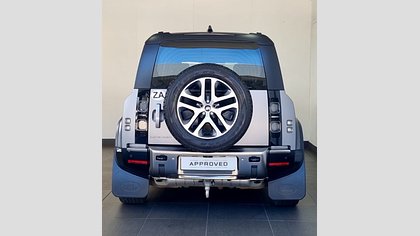 Defender 110 7