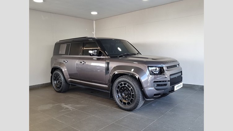 2026 Approved Land Rover Defender OCTA Charente Grey P635 Defender 110 P635 OCTA