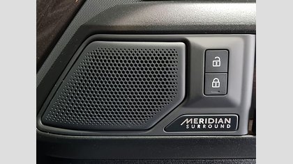 Defender OCTA 24