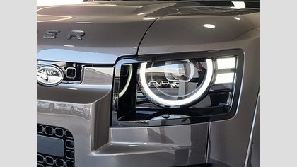 Defender OCTA 28