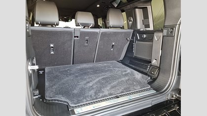 Defender OCTA 11