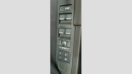 Defender OCTA 13