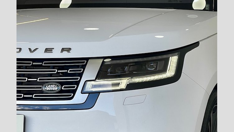 2023 Approved Land Rover Range Rover Fuji White P530 Range Rover P530 HSE