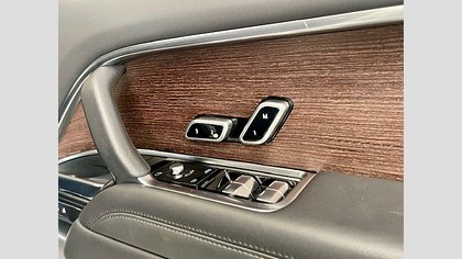 Range Rover 8