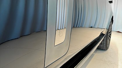 Range Rover 11