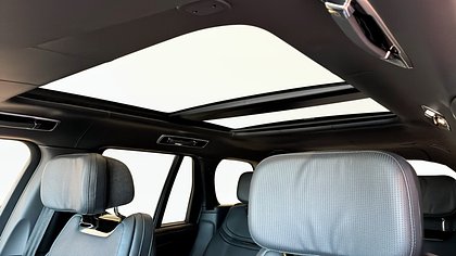 Range Rover 10