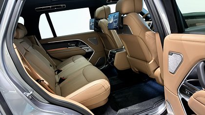 Range Rover 12
