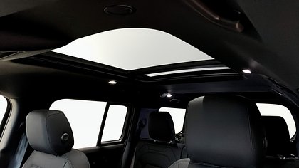Defender 130 10