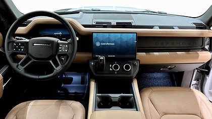 Defender 90 6