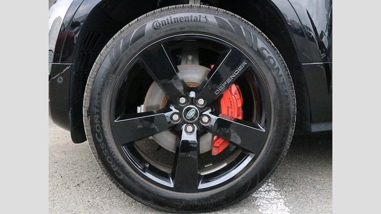 2023 認定中古車 Land Rover Defender 110 サントリーニブラック D300 AWD（AT） X
