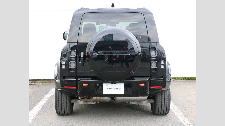 2023 認定中古車 Land Rover Defender 110 サントリーニブラック D300 AWD（AT） X