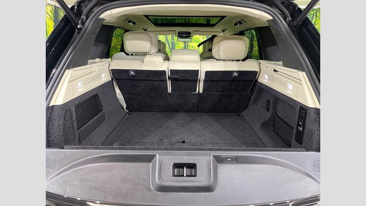 2024 認定中古車 Land Rover Range Rover サントリーニブラック P550 AWD PHEV（AT） スタンダードホイールベース SV
