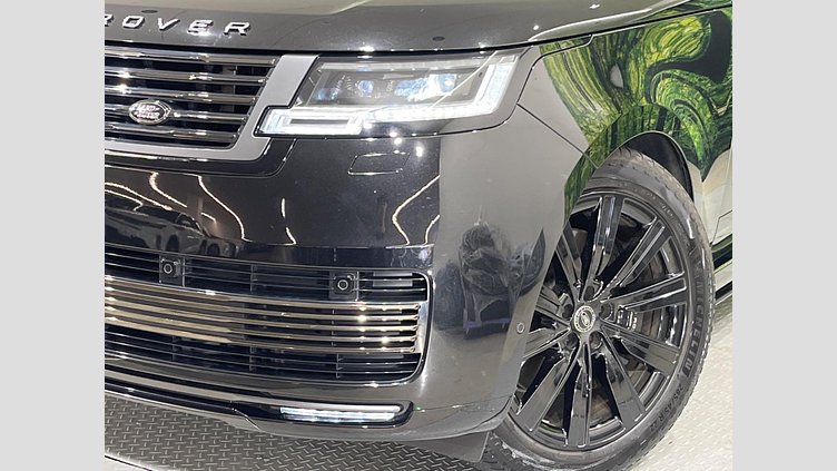 2024 認定中古車 Land Rover Range Rover サントリーニブラック P550 AWD PHEV（AT） スタンダードホイールベース SV