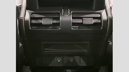 Defender 90 37