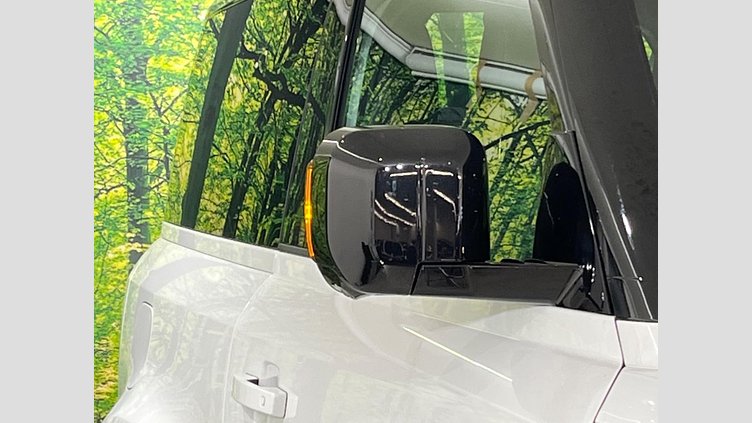 2025 認定中古車 Land Rover Defender 90 フジホワイト D350 ディーゼルマイルドハイブリッド X-Dynamic HSE