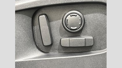 Defender 110 7