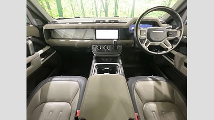 Defender 110 9