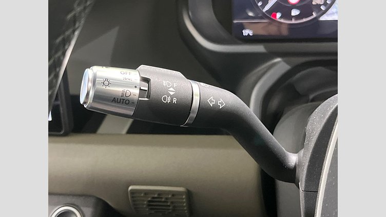 2021 認定中古車 Land Rover Defender 110 サントリーニブラック D300 AWD（AT） X-DYNAMIC SE