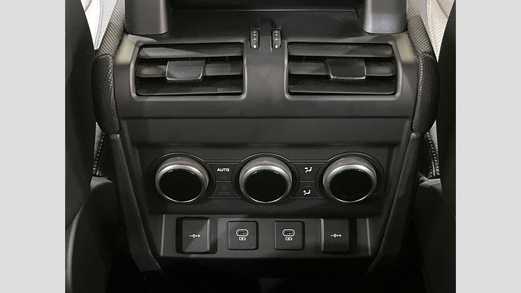2021 認定中古車 Land Rover Defender 110 サントリーニブラック D300 AWD（AT） X-DYNAMIC SE