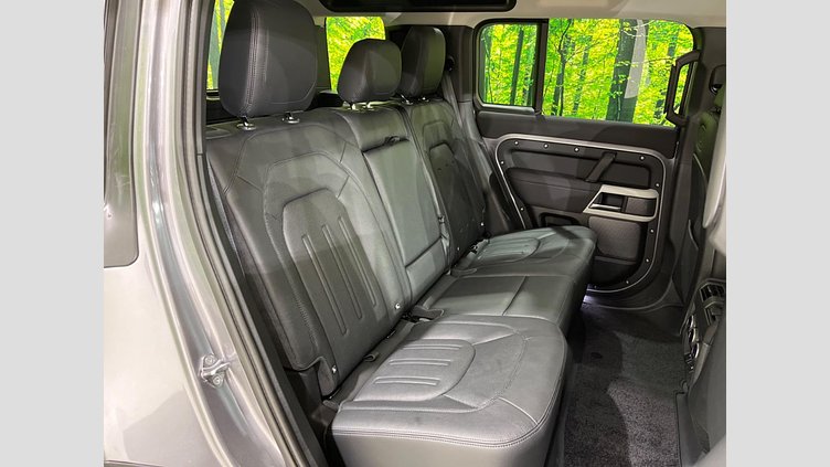 2021 認定中古車 Land Rover Defender 110 アイガーグレイ D300 AWD（AT） S