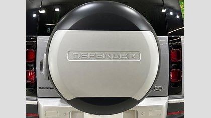 Defender 110 41