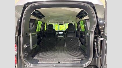 Defender 110 69