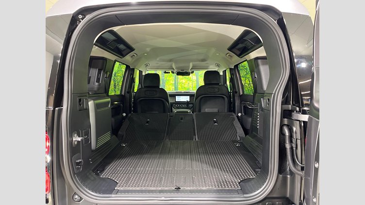 2021 認定中古車 Land Rover Defender 110 アイガーグレイ D300 AWD（AT） S