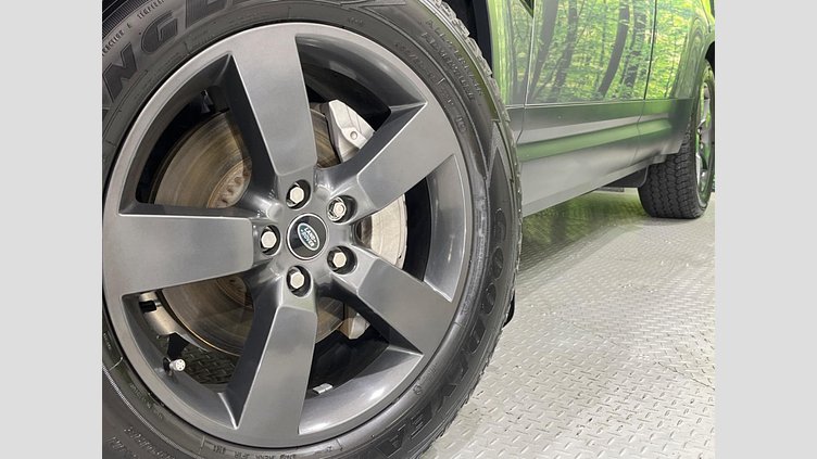 2021 認定中古車 Land Rover Defender 110 アイガーグレイ D300 AWD（AT） S