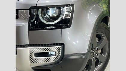 Defender 110 14
