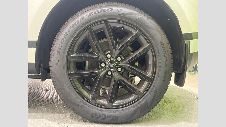 2024 認定中古車 Land Rover Range Rover Evoque フジホワイト D200マイルドハイブリッド（ディーゼル） Standard Wheelbase S