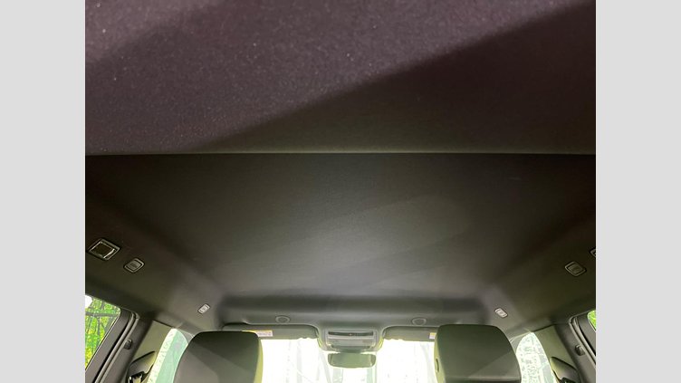 2024 認定中古車 Land Rover Range Rover Evoque フジホワイト D200マイルドハイブリッド（ディーゼル） Standard Wheelbase S